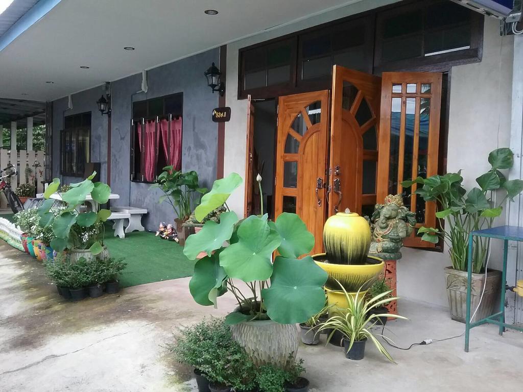 Sawang Guesthouse Ban Sawang Yai Eksteriør billede